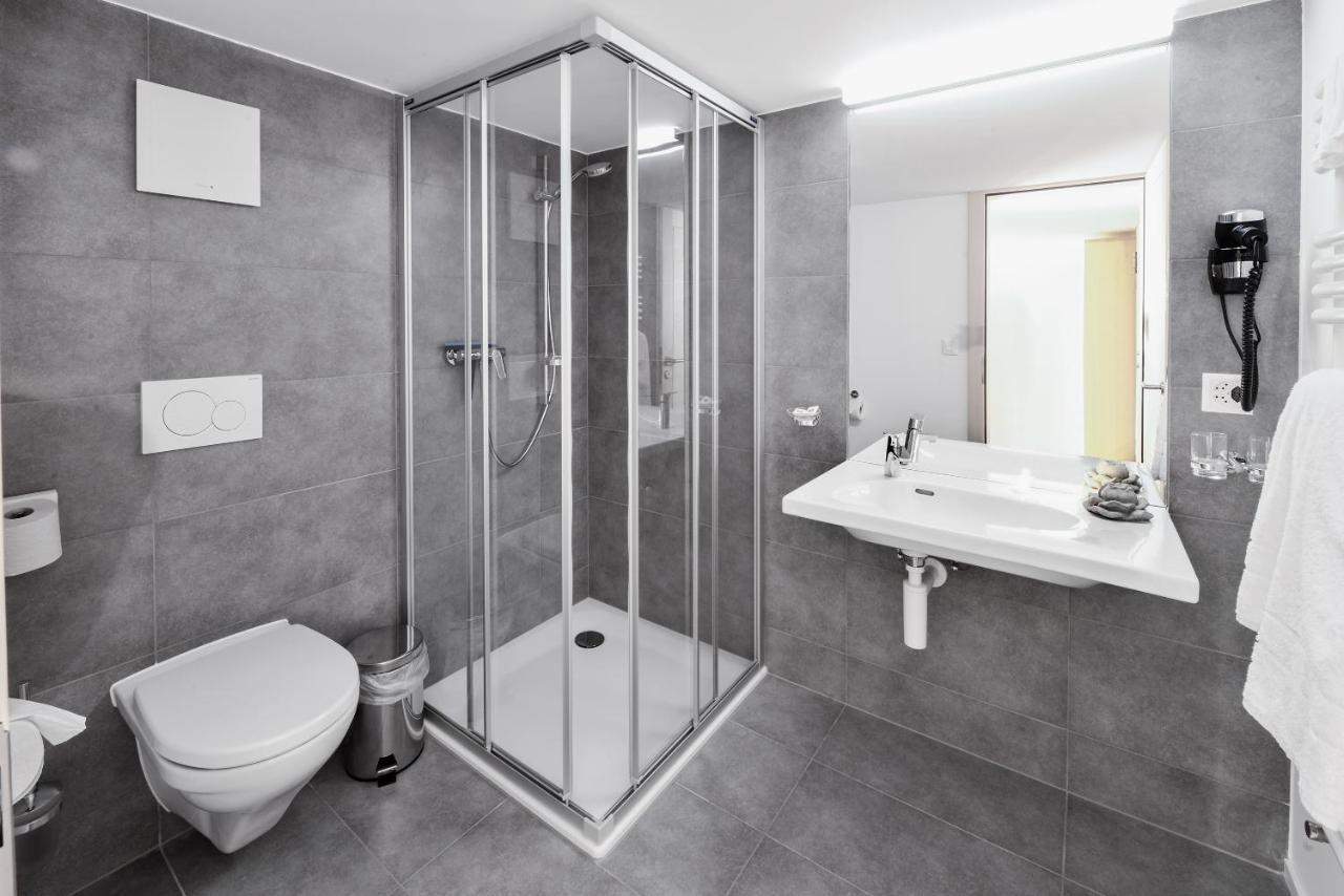 Hotel Wasserfall Jaun Екстериор снимка